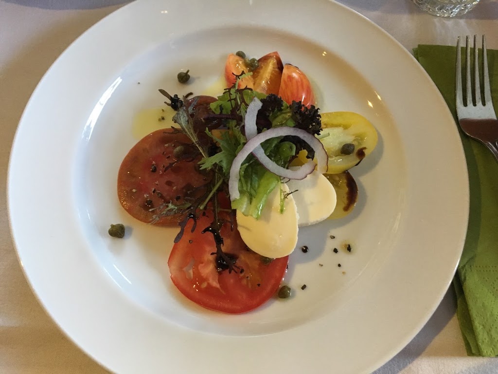 Saturna Cafe | 101 Narvaez Bay Rd, Saturna, BC V0N 2Y0, Canada | Phone: (250) 539-5177