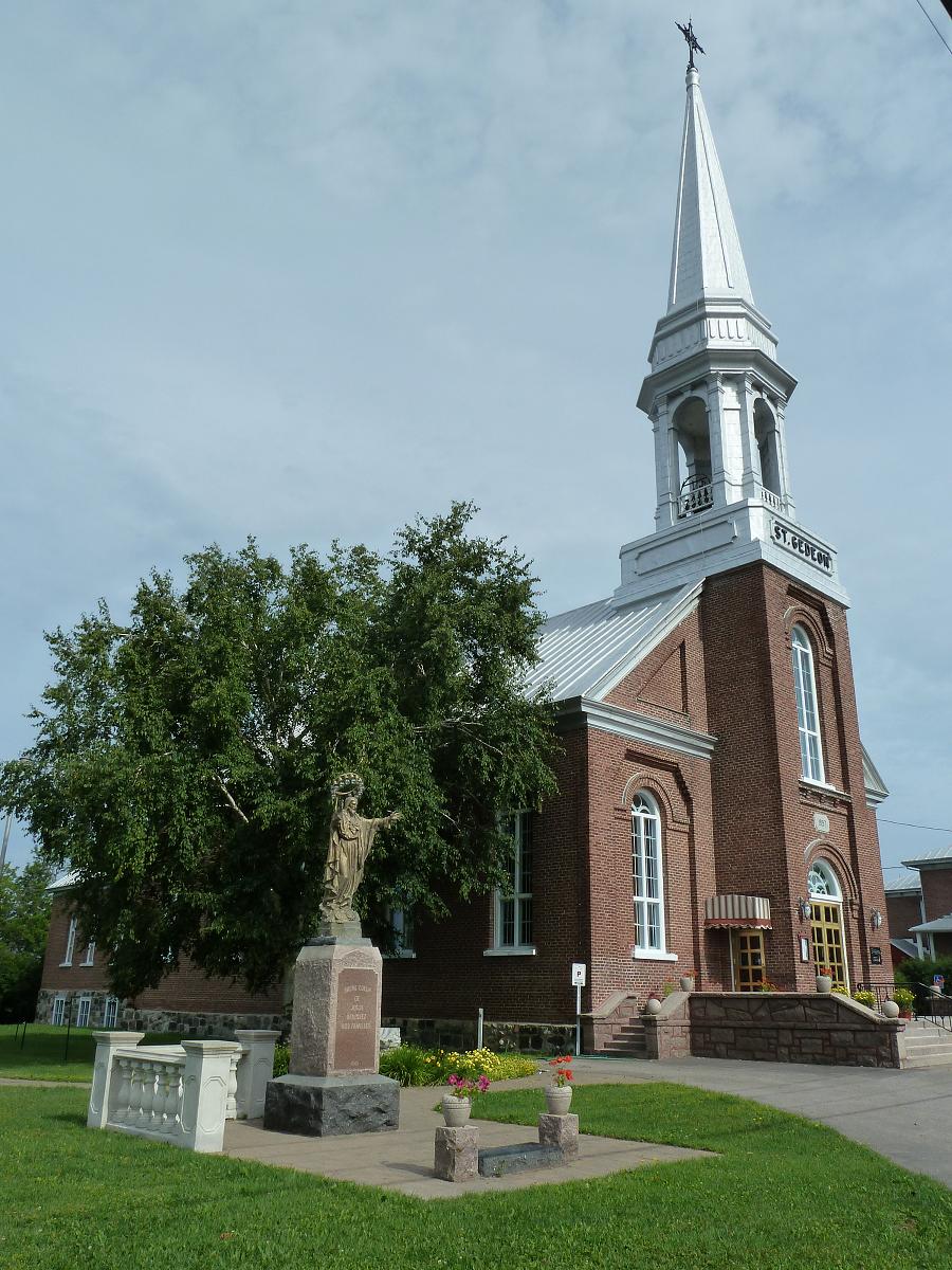 Presbytere St-Gedeon | 201 Rue de Quen, Saint-Gédéon, QC G0W 2P0, Canada | Phone: (418) 345-2323