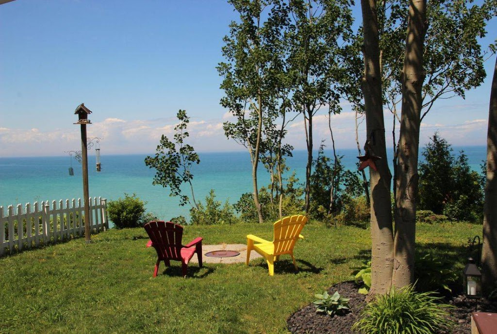 Lake Huron Resort | 82803 Bluewater Hwy, Goderich, ON N7A 3X9, Canada | Phone: (519) 524-5343