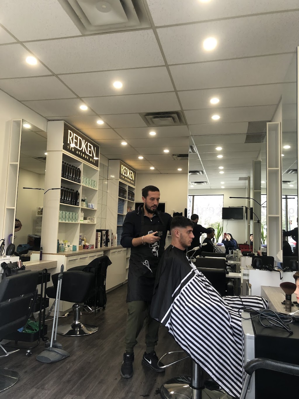Cherry Salon | 685 Bd de la Côte Vertu, Saint-Laurent, QC H4L 1Y2, Canada | Phone: (514) 999-1892