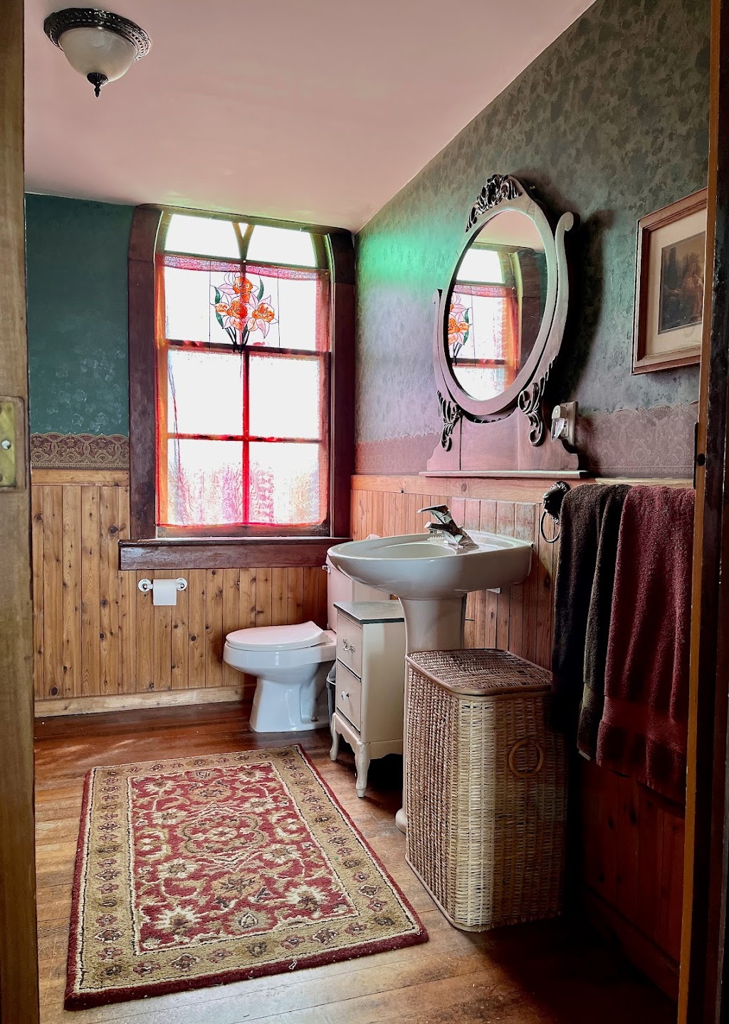 Belly Acres Lodge | 270002, AB-505, Glenwood, AB T0K 2R0, Canada | Phone: (403) 330-9808