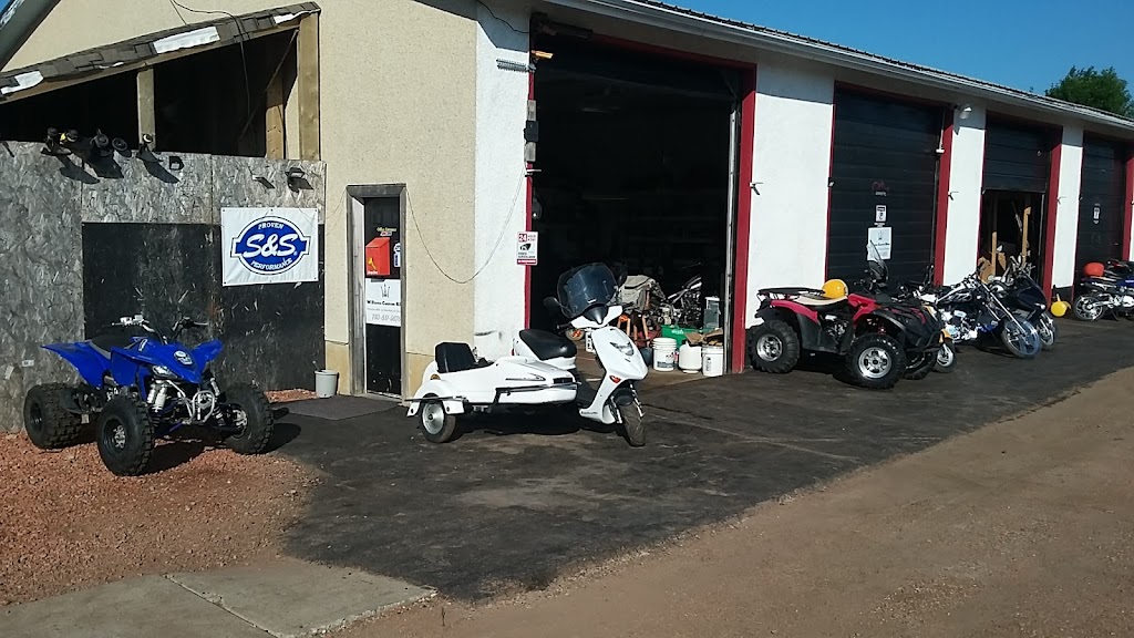 Williams Custom Bikes Ltd. | 200 Rutherford Ave, Heisler, AB T0B 2A0, Canada | Phone: (780) 881-5678