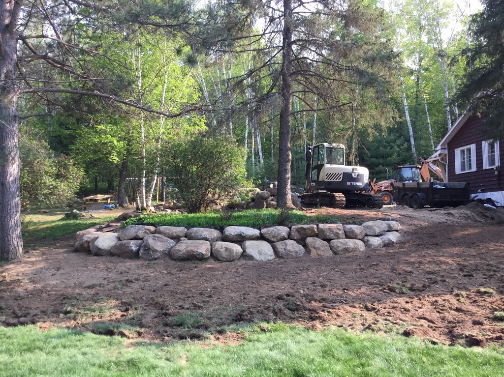 Yantha Backhoe & Trucking Ltd | 2531 Dafoe Rd, Combermere, ON K0J 1L0, Canada | Phone: (613) 756-3441