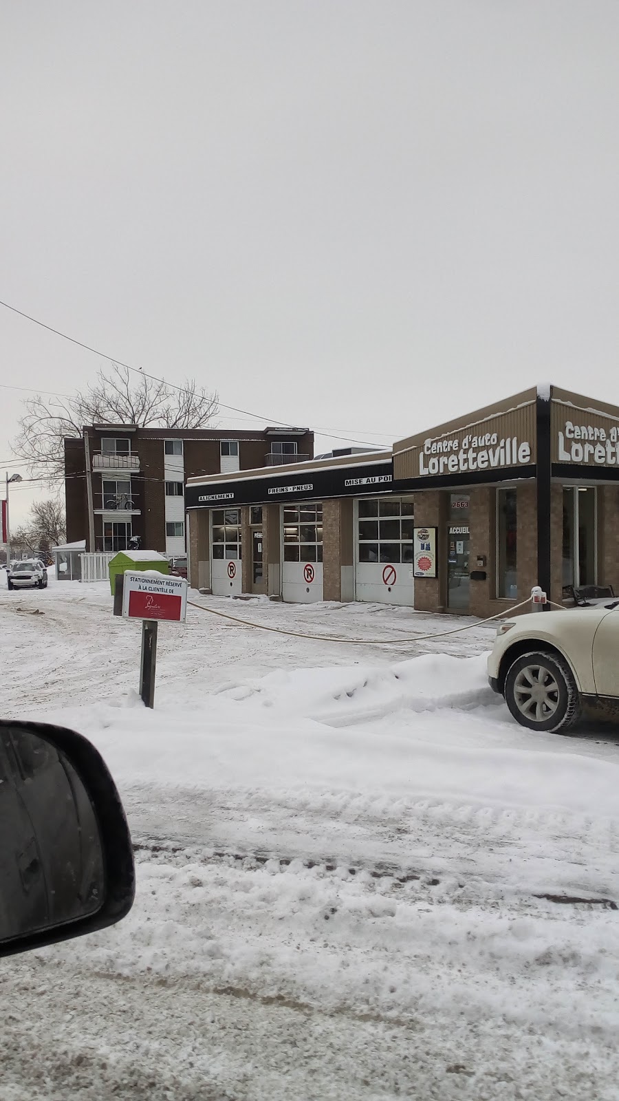 Center Auto Loretteville | 2663 Boulevard Bastien, Québec, QC G2B 1A4, Canada | Phone: (418) 842-9756