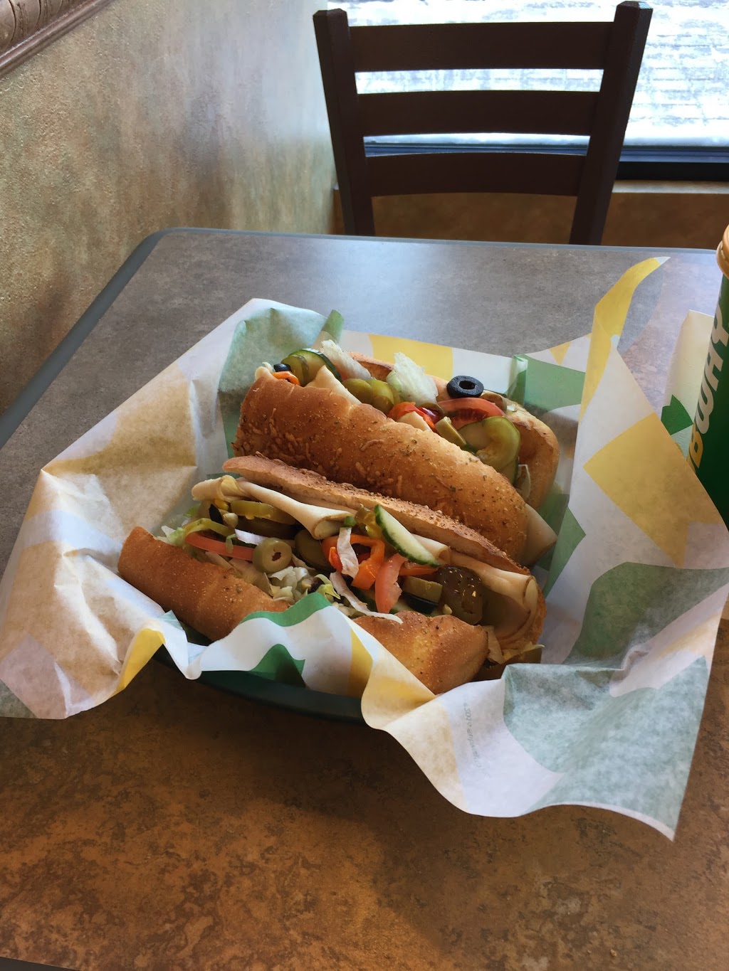 Subway Burlington | 728 Burloak Dr, Burlington, ON L7L 0B1, Canada | Phone: (905) 333-1138