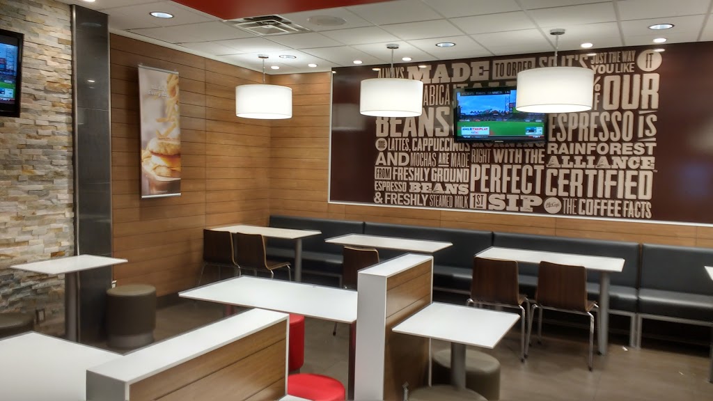 McDonalds | 144 St Annes Rd, Winnipeg, MB R2M 2Z4, Canada | Phone: (204) 949-6072