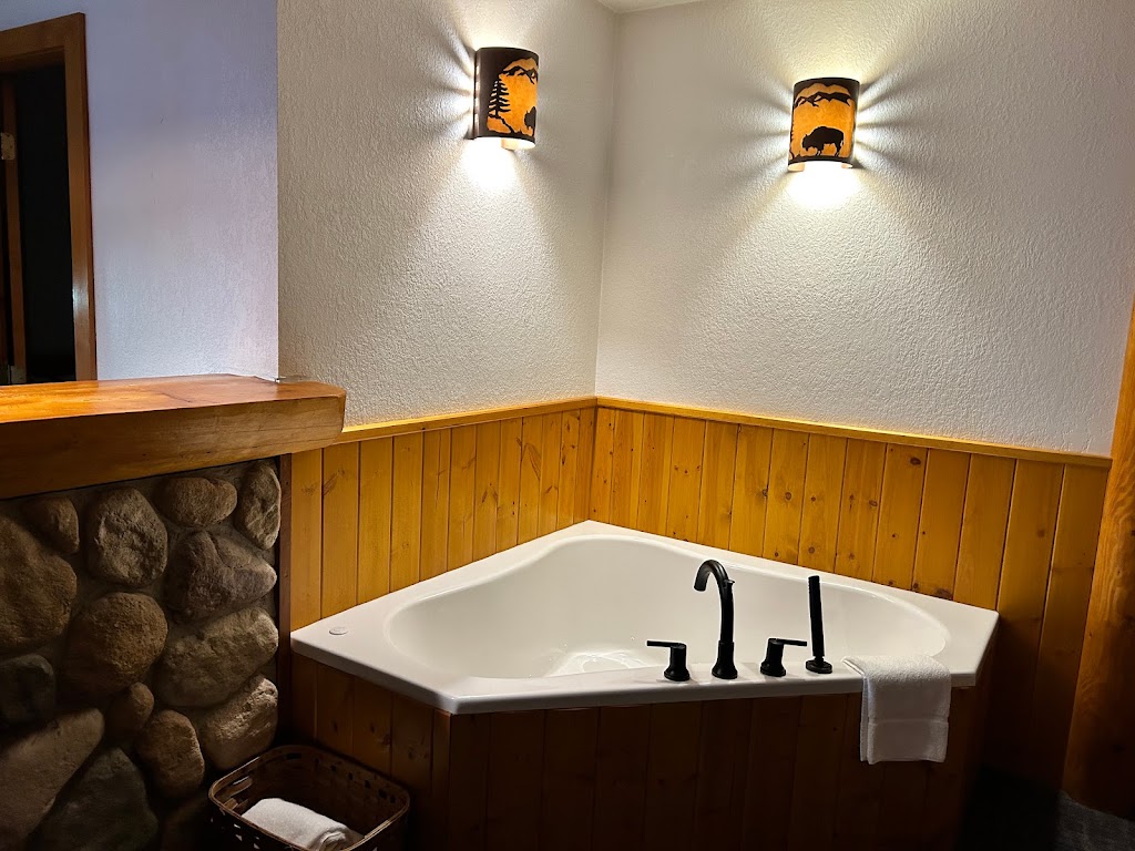 Baker Creek By Basecamp | Bow Valley Pkwy, Lake Louise, AB T0L 1E0, Canada | Phone: (403) 522-3761
