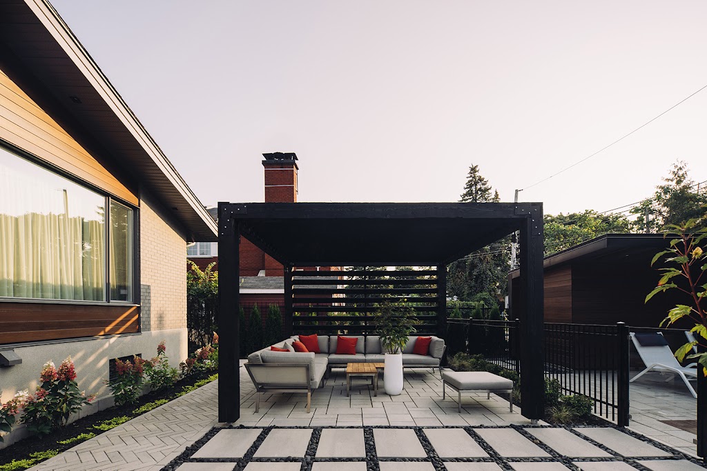 Michel Villeneuve Architecte | 233 Av. Dunbar Suite 304, Mount Royal, QC H3P 2H4, Canada | Phone: (514) 842-0407