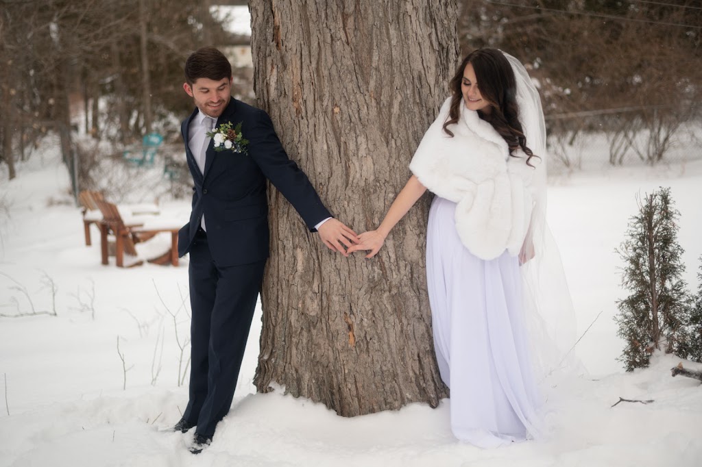 Magenta Flute Photography | 4393 Hwy 7, Norwood, ON K0L 2V0, Canada | Phone: (705) 930-8193