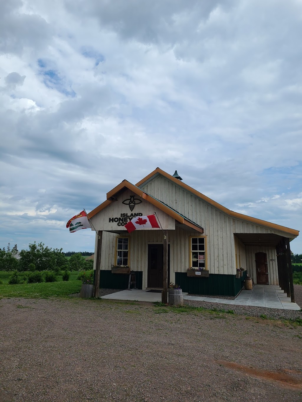Island Honey Wine Company | 820 Millboro Rd #243, Wheatley River, PE C0A 1N0, Canada | Phone: (902) 254-4839
