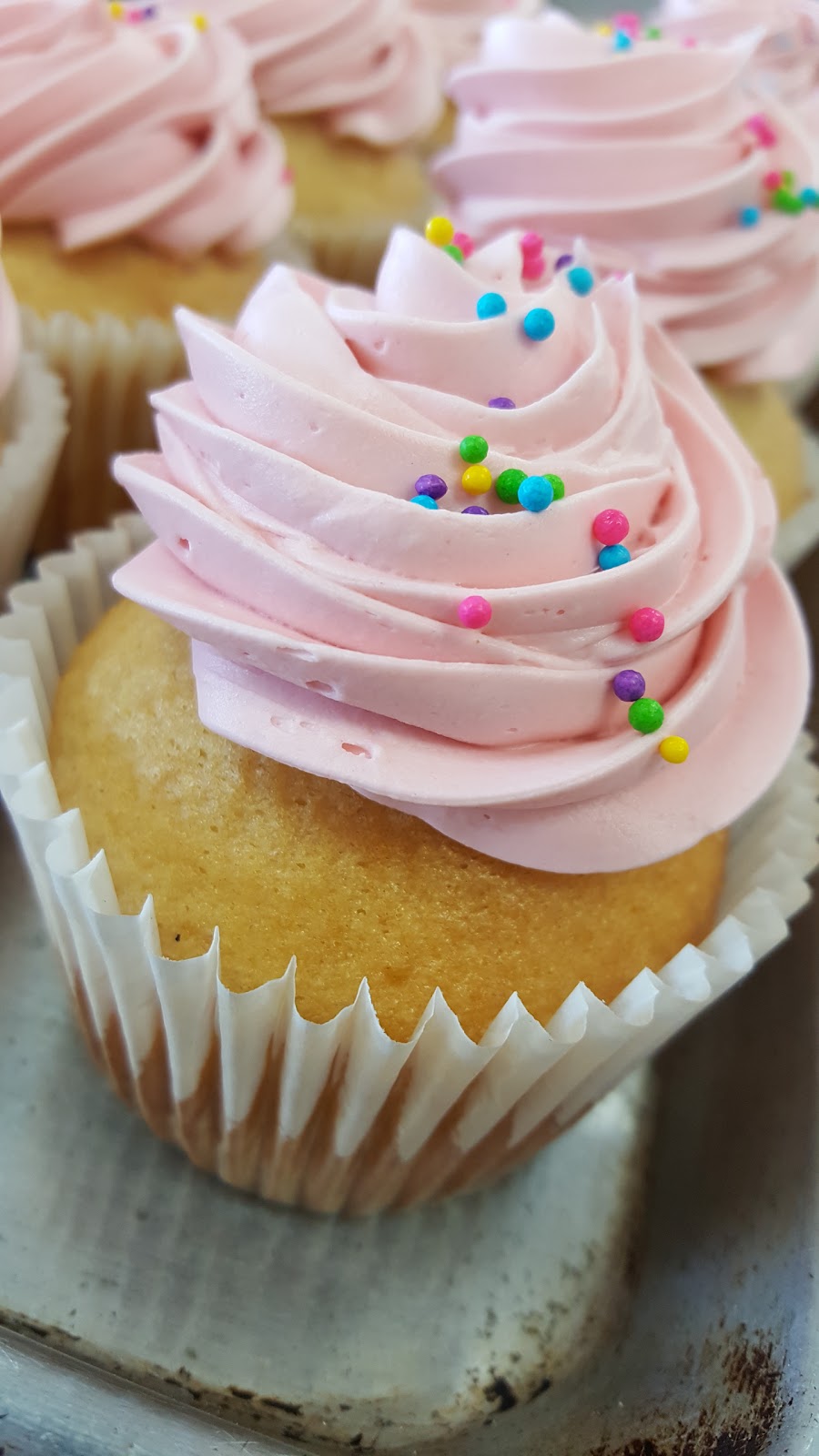 Aveiro Bakery | 2530 Sixth Line Unit 12, Oakville, ON L6H 6W5, Canada | Phone: (289) 725-0338