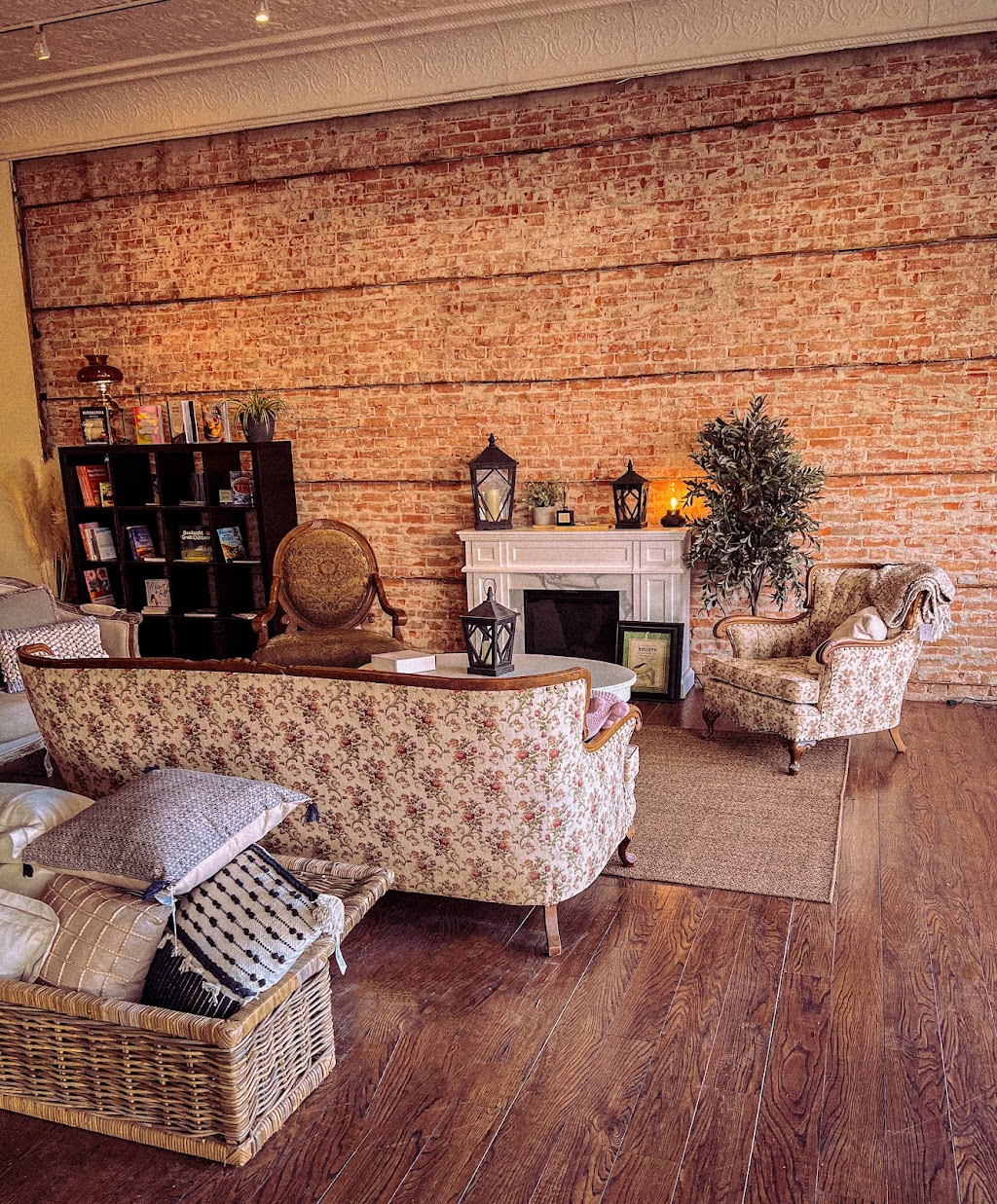 Blume | 5008 50 St, Stettler, AB T0C 2L0, Canada | Phone: (403) 850-6993