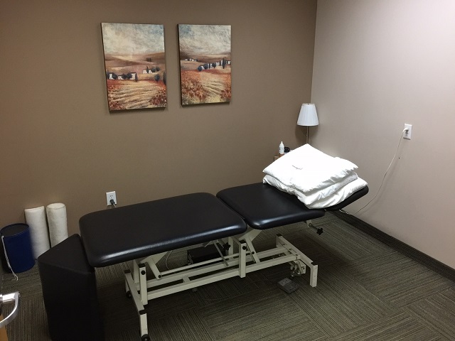 Lifemark Physiotherapy Crowchild Twin Arena | 185 Scenic Acres Dr NW, Calgary, AB T3L 1L4, Canada | Phone: (403) 288-8877
