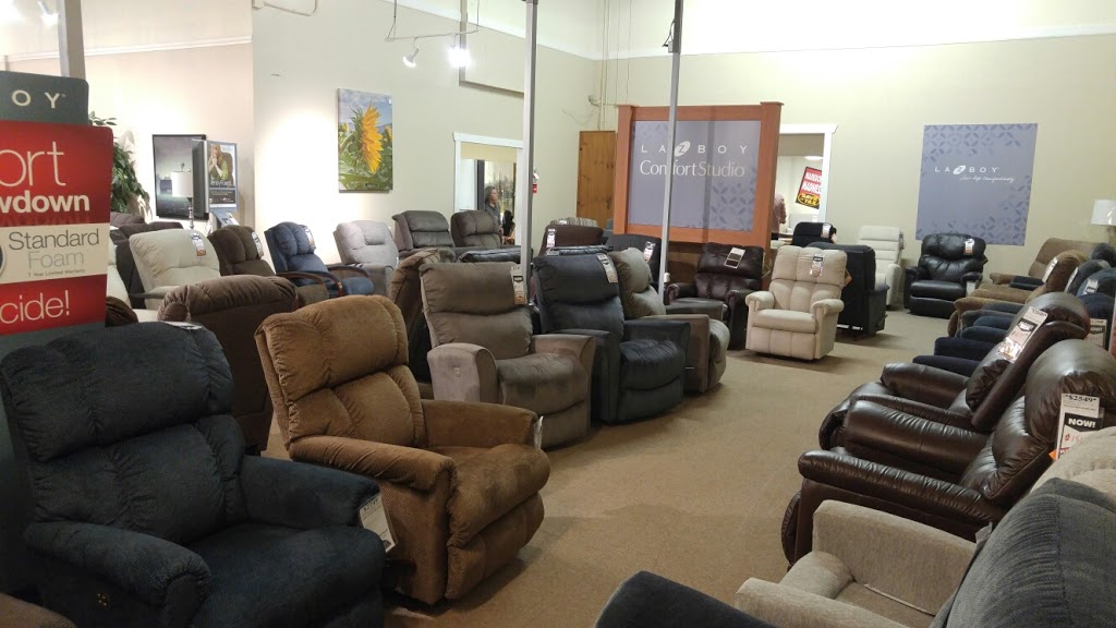 Forever Furniture | 34047 Zurich Hensall Rd, Zurich, ON N0M 2T0, Canada | Phone: (519) 236-7366