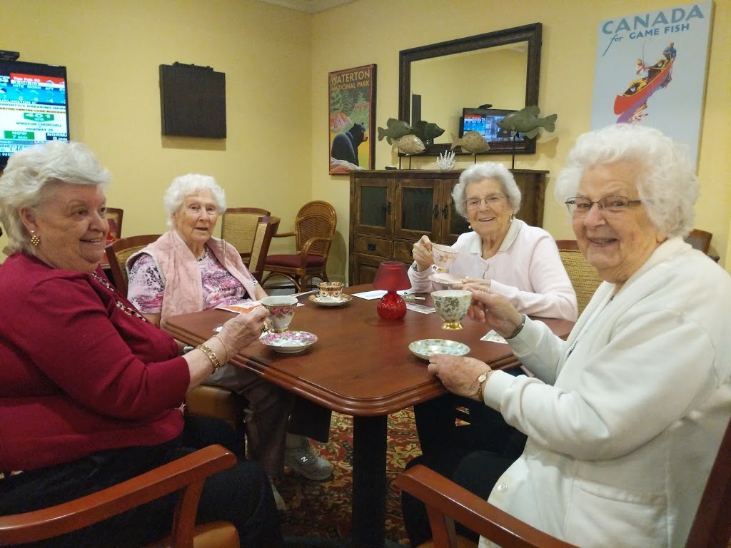 Waterford Barrie Retirement Community | 132 Edgehill Dr, Barrie, ON L4N 1M1, Canada | Phone: (705) 792-2442