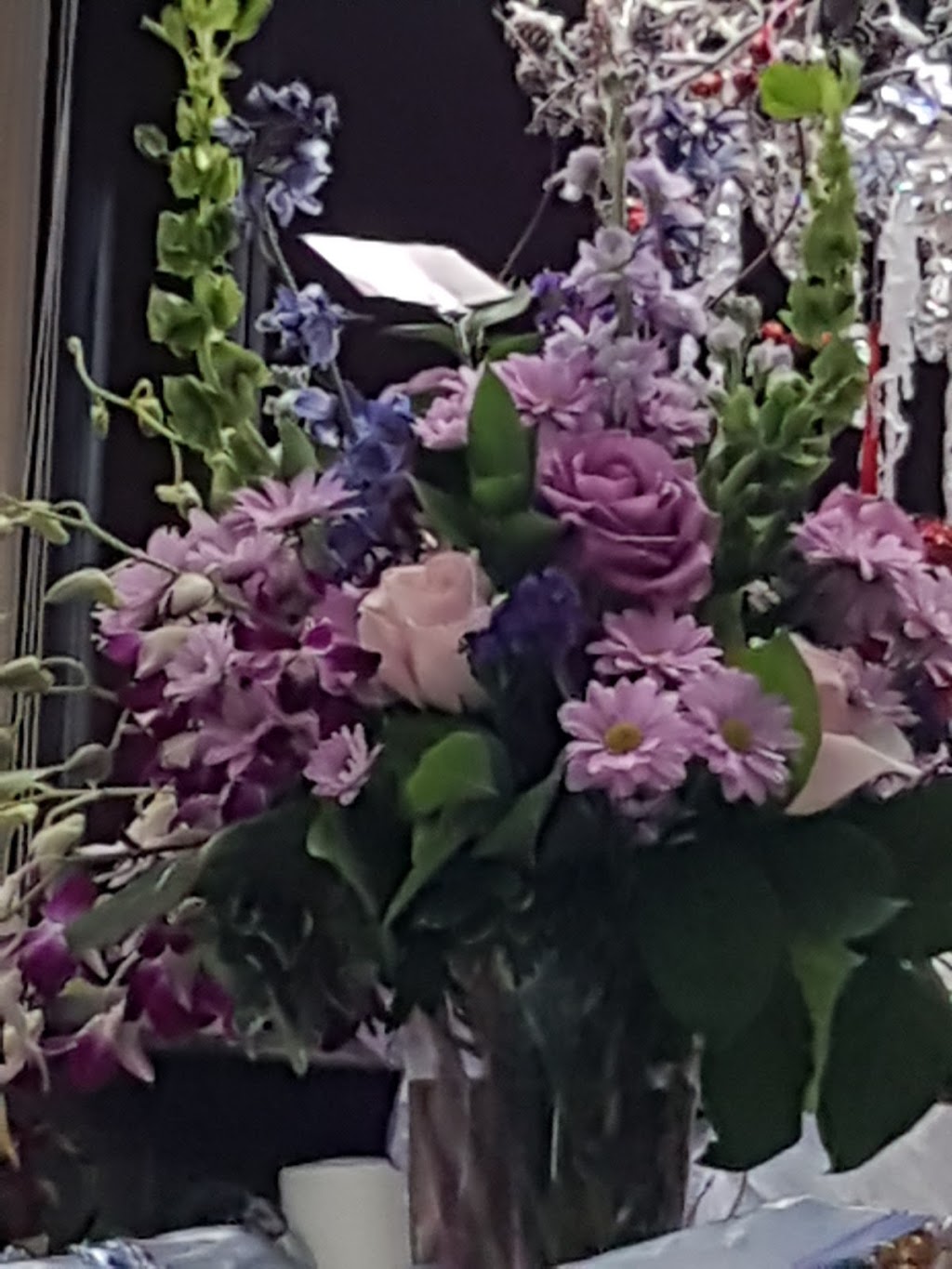 Stans Flowers Inc. | 171 St Clair St, Chatham, ON N7L 3J4, Canada | Phone: (519) 354-6200