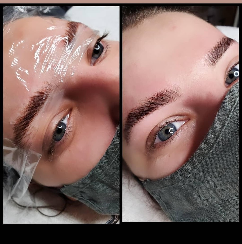 Simply Posh Esthetics & Threading Studio | 1626 Lloyd Pl, Victoria, BC V9C 1A2, Canada | Phone: (403) 991-4746