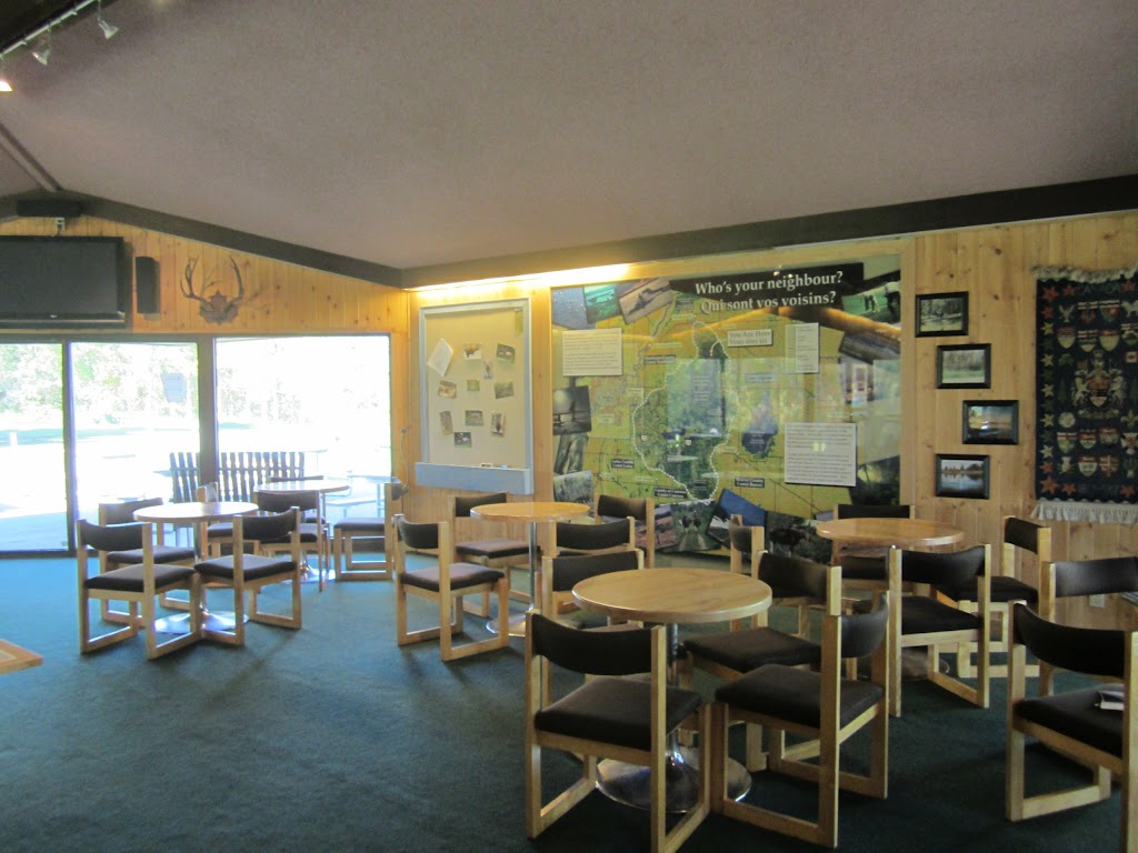 Elk Island Golf Course | Range Road 202A 11km south of Range Road 550, Elk Island, AB T0B 2R0, Canada | Phone: (780) 998-3161
