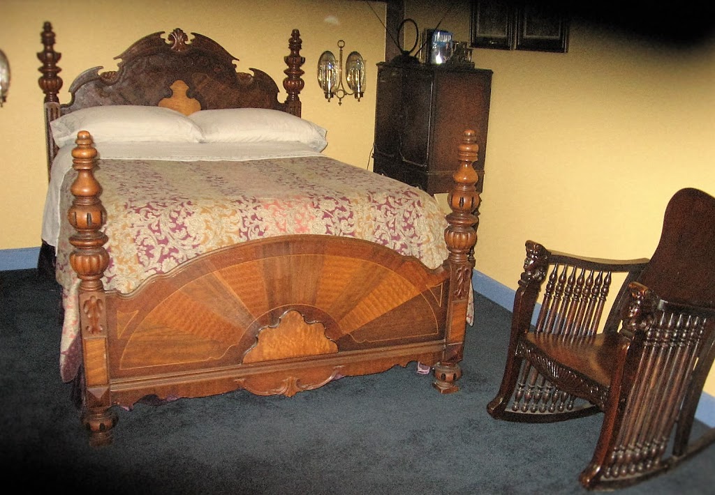 Harsens Island Bed and Breakfast | 265 Monroe Blvd, Harsens Island, MI 48028, USA | Phone: (586) 205-0779