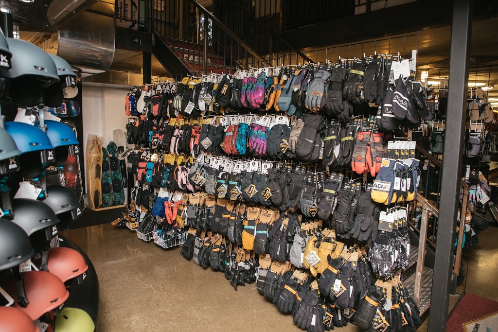 Sanction Skate & Snow | 330 Steeles Ave W unit a1, Thornhill, ON L4J 6W9, Canada | Phone: (905) 738-8644
