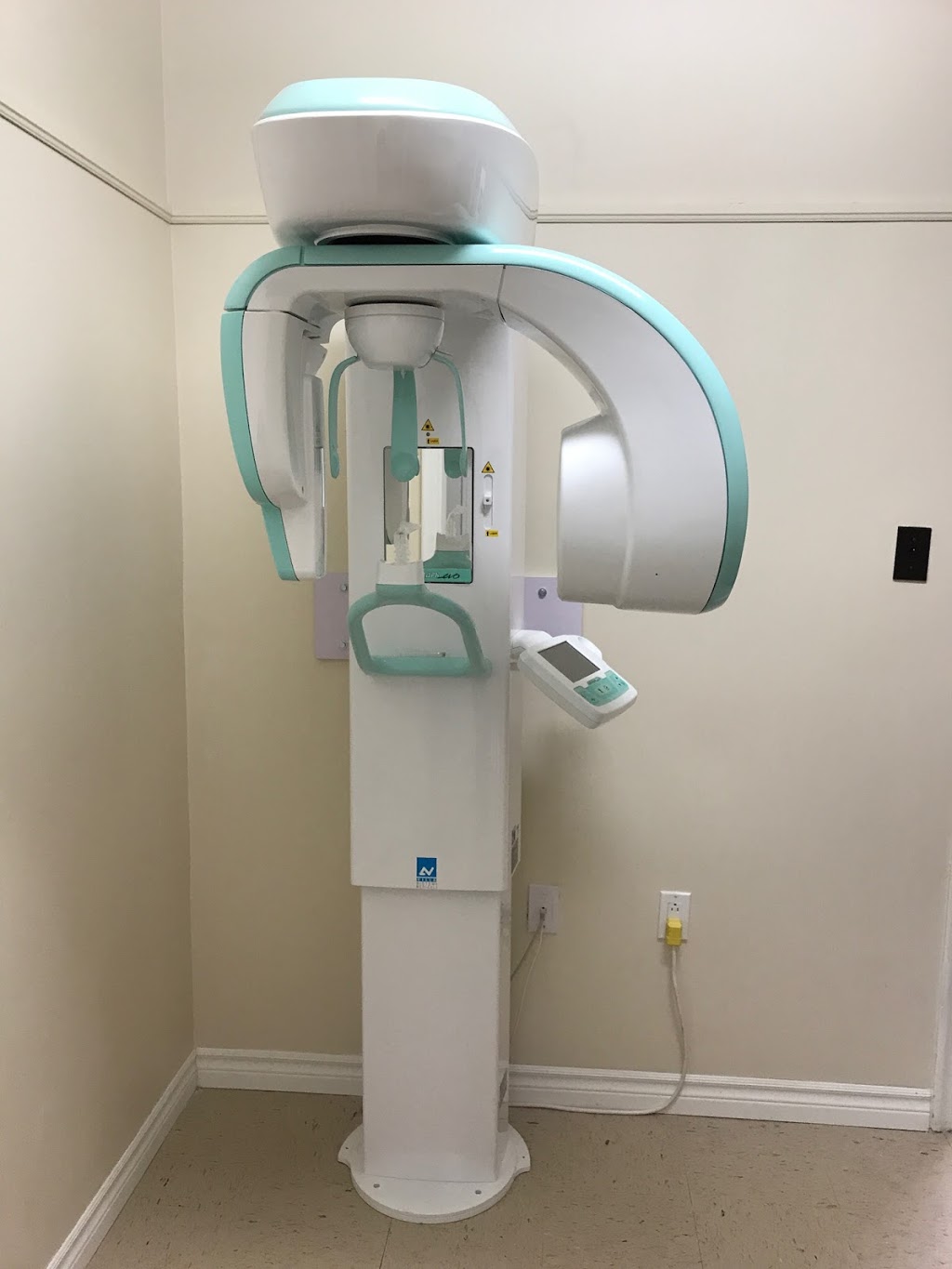 Cedar Heights Dental | 695 Markham Rd #14, Scarborough, ON M1H 2A5, Canada | Phone: (416) 438-0606