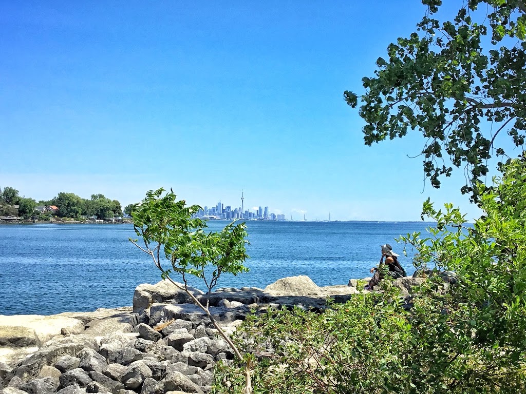 The Westlake Hotel, Toronto | 2847 Lake Shore Blvd W, Etobicoke, ON M8V 1H8, Canada | Phone: (647) 588-2847