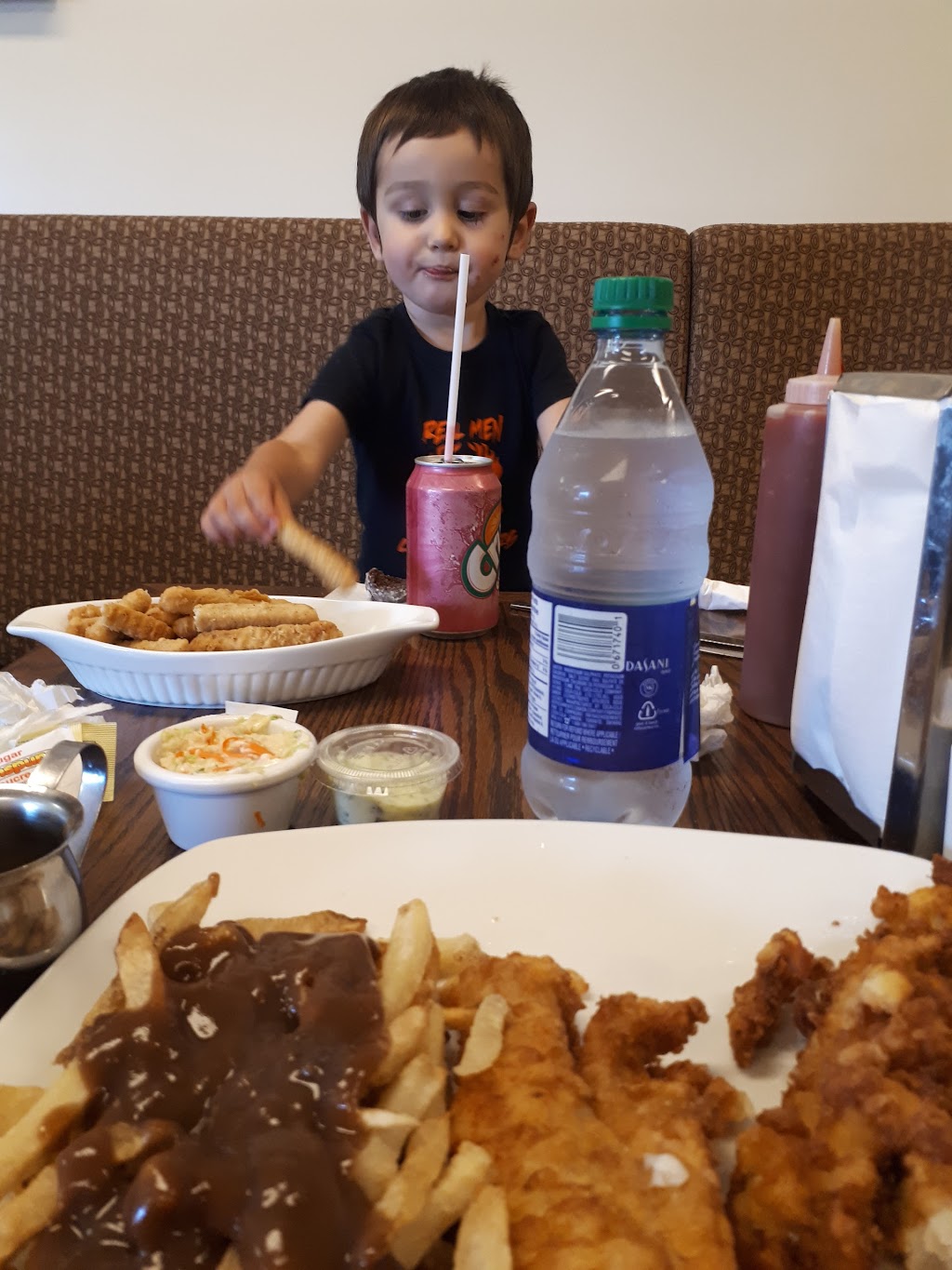 Kokomish Café & Gift Shop | 153 Kokomis Rd, Golden Lake, ON K0J 1X0, Canada | Phone: (613) 625-1196