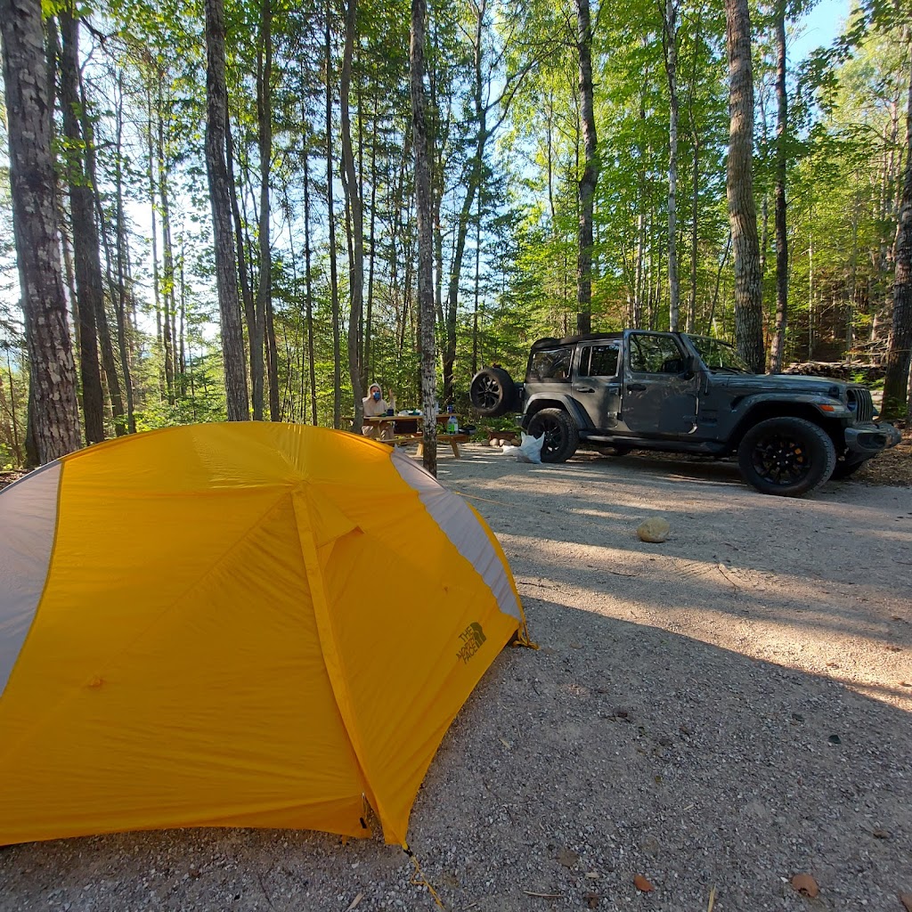 Camping Espace Air Pur | 55 Chem. des Pointes, Saint-Urbain, QC G0A 4K0, Canada | Phone: (418) 737-1437