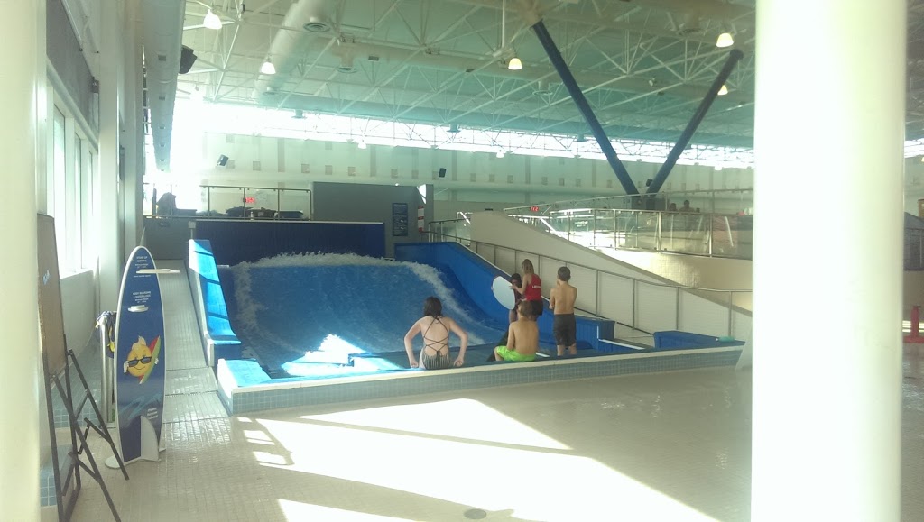 H2O pool | 4075 Gordon Dr, Kelowna, BC V1W 4Z1, Canada | Phone: (250) 491-9622
