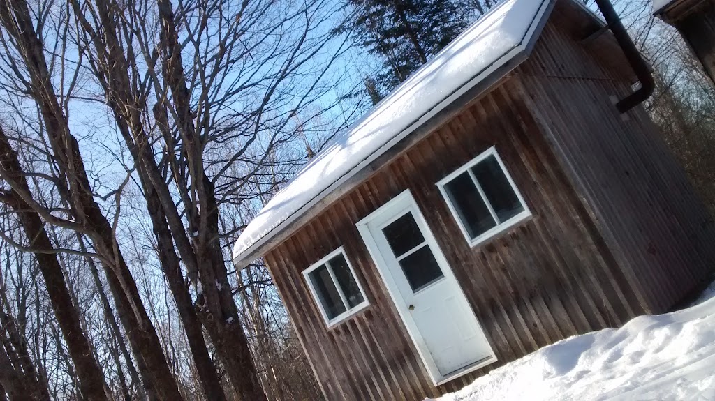 Base Richmond Melbourne Ski Center | 70 Chem. Lay, Melbourne, QC J0B 2B0, Canada | Phone: (819) 826-3869