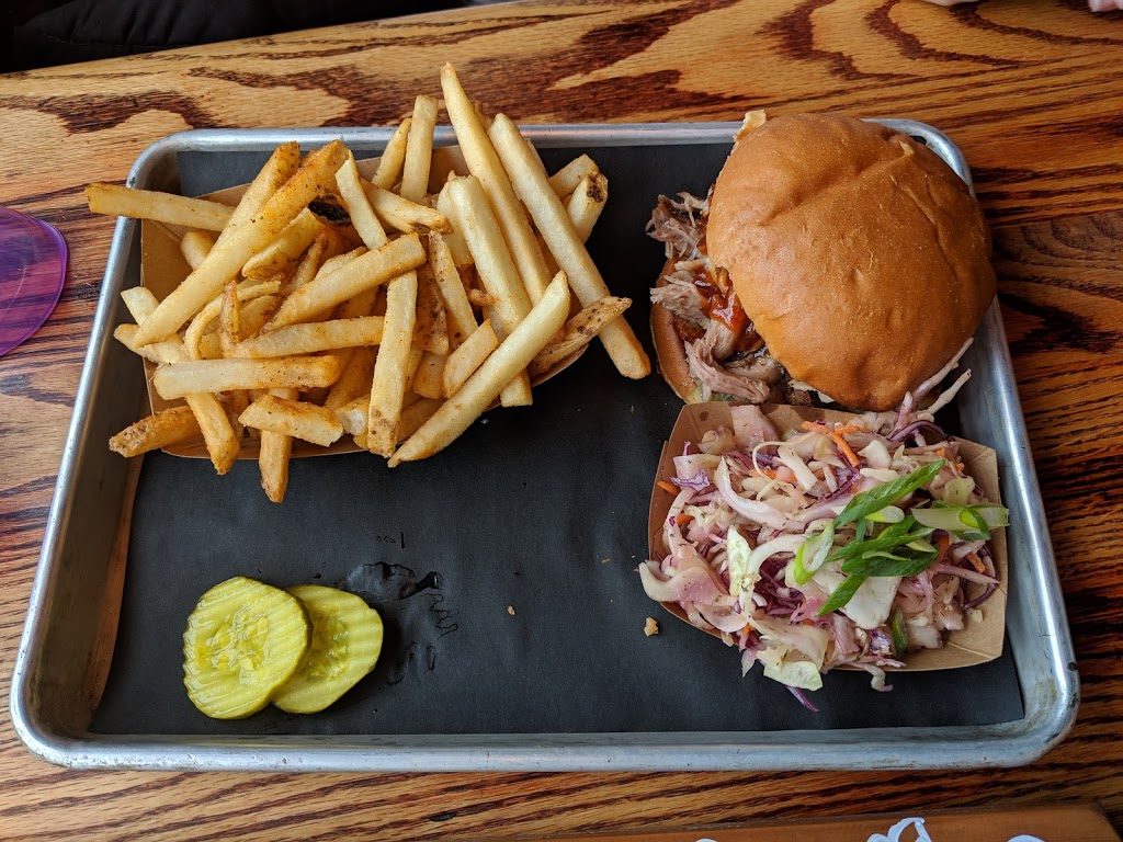 Upstreet BBQ Brewhouse | 612 Windmill Rd, Dartmouth, NS B3B 1B5, Canada | Phone: (902) 407-4344