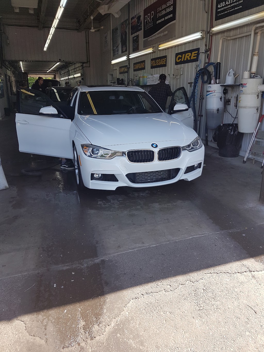 Lave Auto Qualite Plus | 202 Rue St-Charles, Sainte-Thérèse, QC J7E 2B4, Canada | Phone: (450) 971-0101
