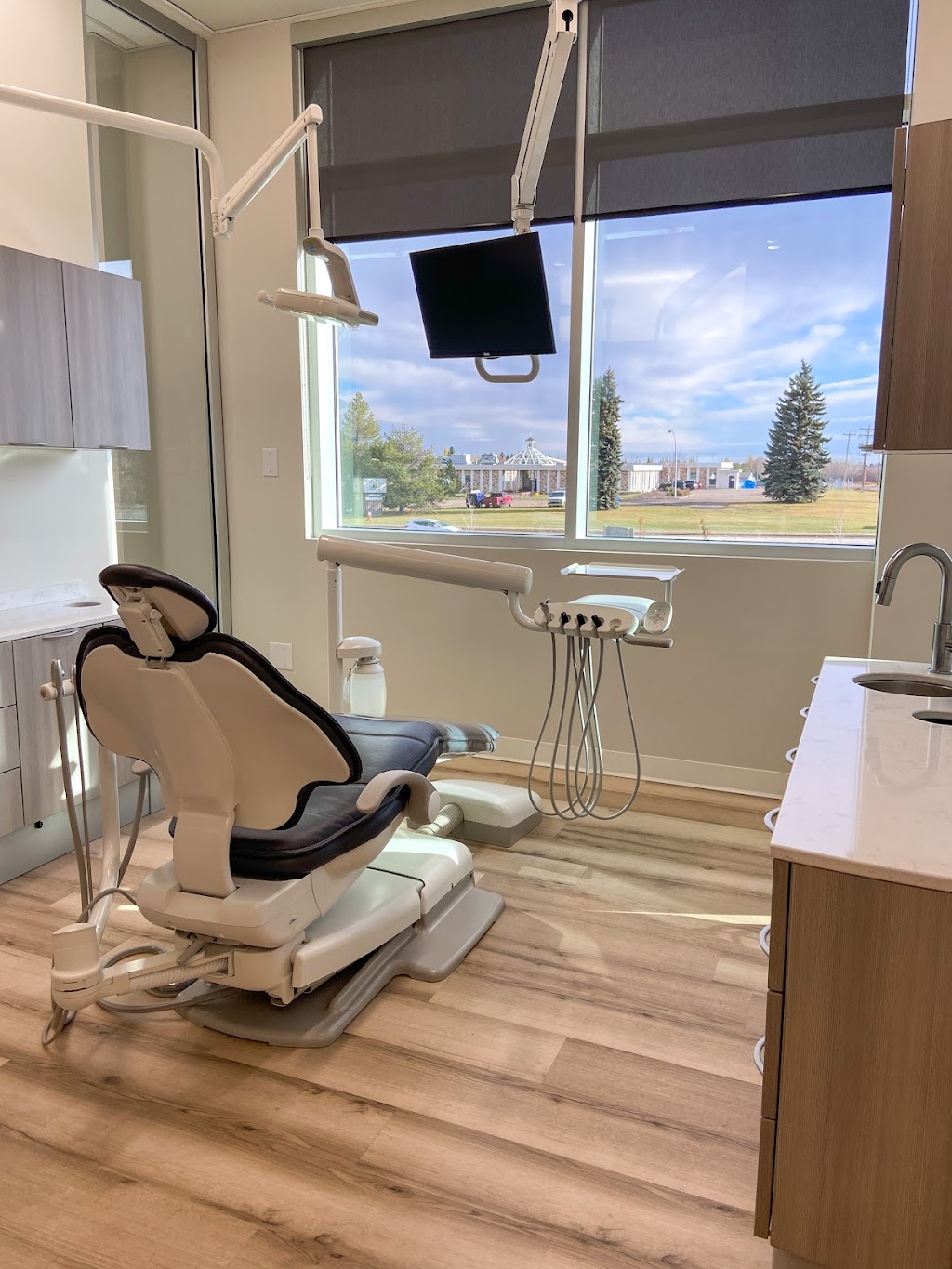 Dentistry on Fifth | dentist | 4620 48 St #203, Stony Plain, AB T7Z 1L4, Canada | 7805910550 OR +1 780-591-0550