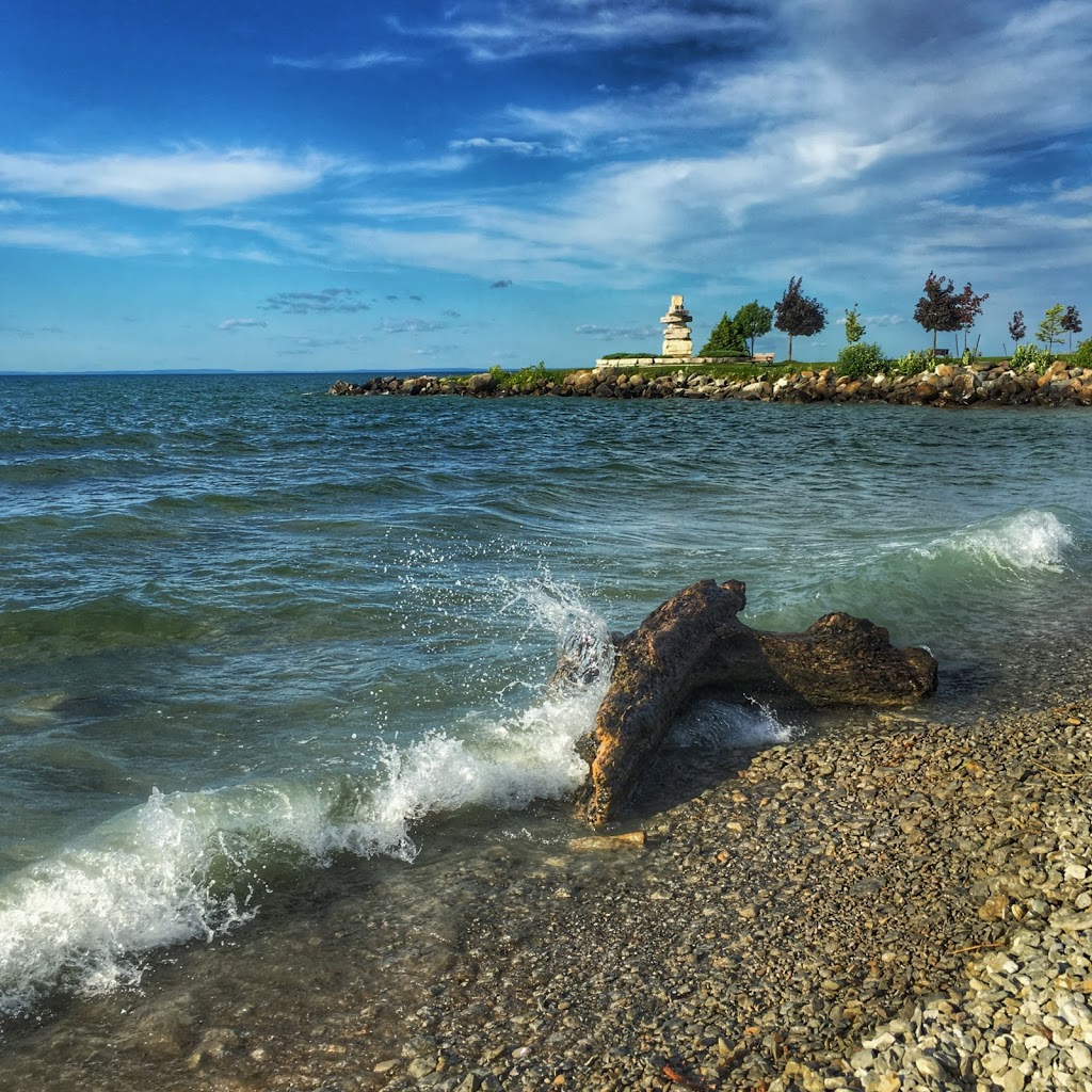 Inukshuk | Sunset Ct, Collingwood, ON L9Y 4Y3, Canada | Phone: (800) 561-0072