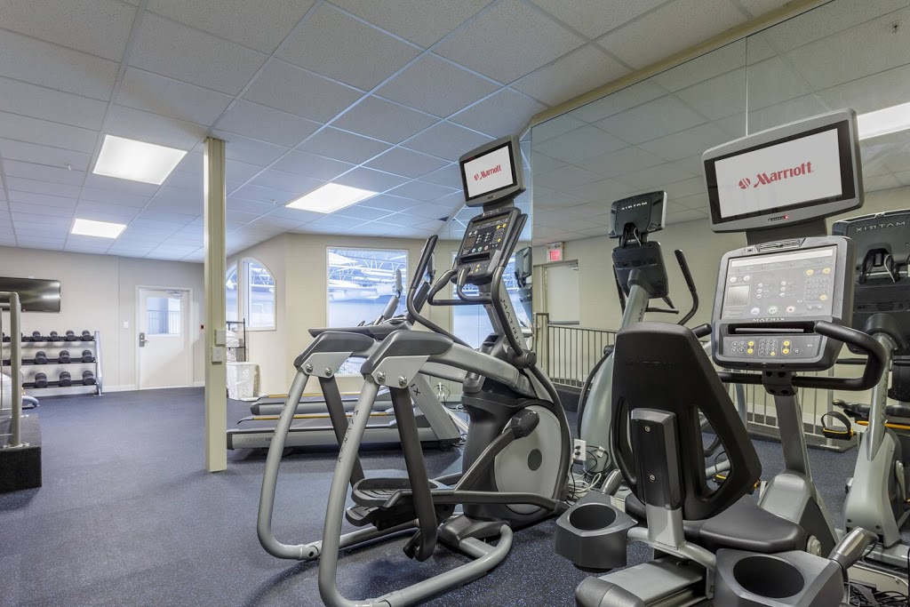 Fairfield Inn & Suites by Marriott Belleville | 407 N Front St, Belleville, ON K8P 3C8, Canada | Phone: (613) 962-9211