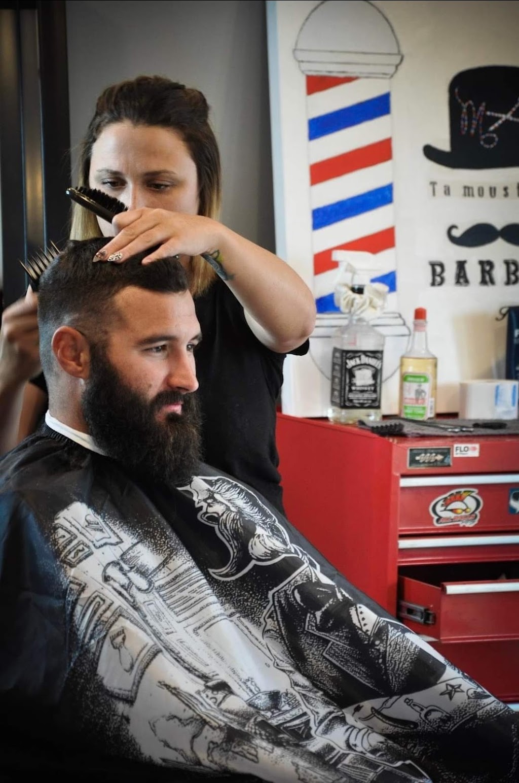 M ta moustache | 613 Rte du Canton, Brownsburg, QC J8G 1P7, Canada | Phone: (450) 858-2579