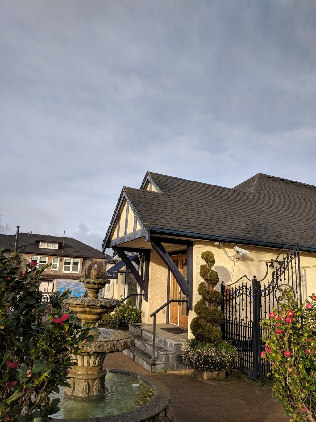 Winchester Galleries Ltd. | 2260 Oak Bay Ave, Victoria, BC V8R 1G7, Canada | Phone: (250) 595-2777
