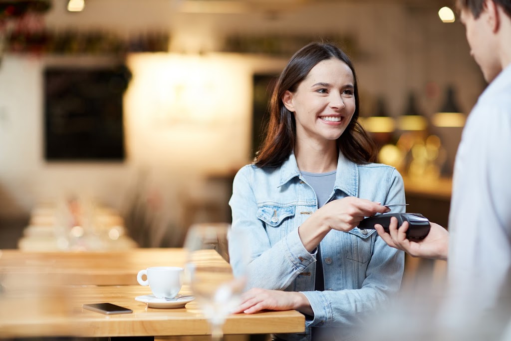 solutions-paiement.ca | 2089 Av. Tewkesbury, Stoneham-et-Tewkesbury, QC G3C 2L5, Canada | Phone: (514) 800-5427