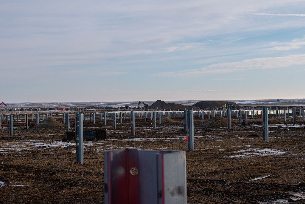 DH Fencing | 1209 11th St, Coaldale, AB T1M 1M7, Canada | Phone: (403) 360-1526