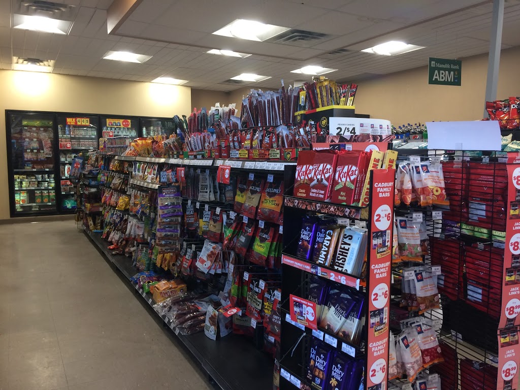 Macs | 421 Rideau St, Kemptville, ON K0G 1J0, Canada | Phone: (613) 258-2573