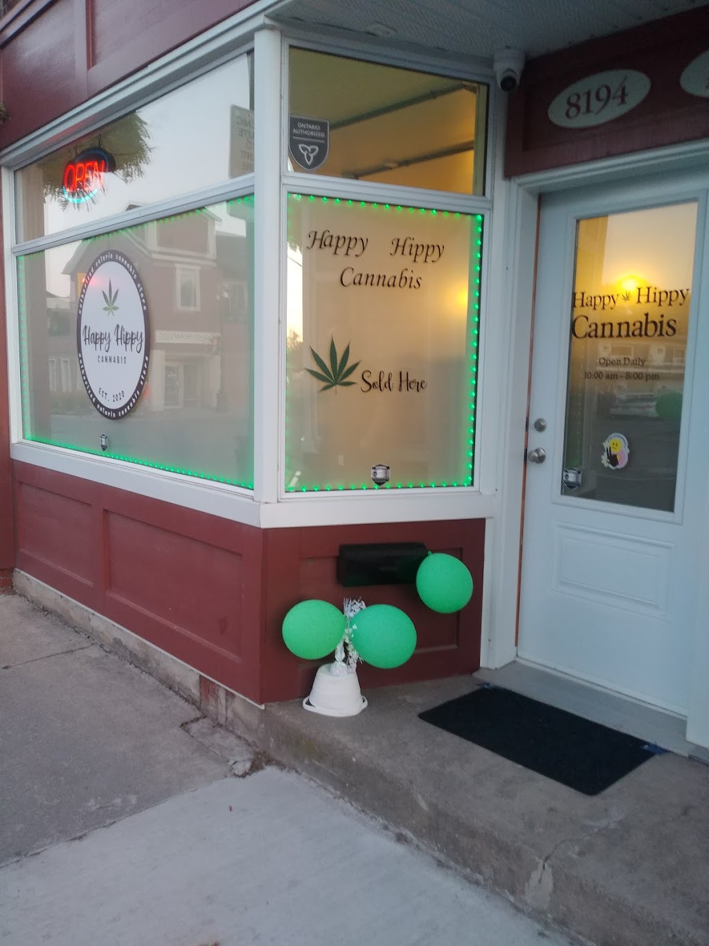 Happy Hippy Cannabis Store | 8194 Cummington Square W, Niagara Falls, ON L2G 6B3, Canada | Phone: (289) 296-5224