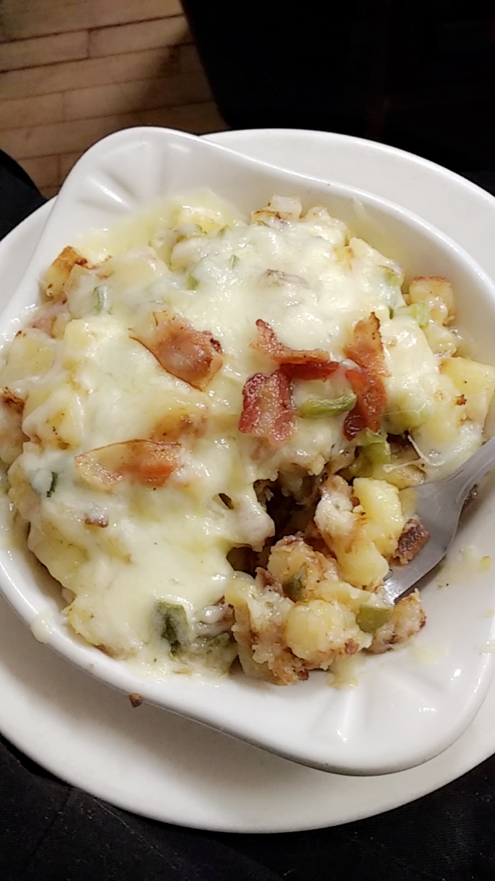 Brown Cow Restaurant | 350 E Main St, Newport, VT 05855, USA | Phone: (802) 334-7887
