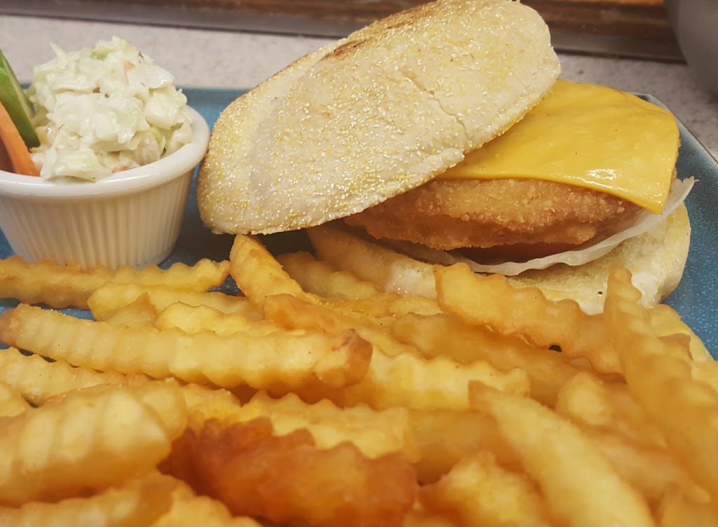 Ken’s Restaurant | 1720 20 Ave, Nanton, AB T0L 1R0, Canada | Phone: (403) 646-2922