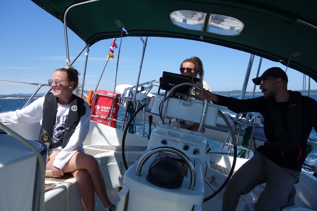 Calma Sailing | 3639 Saanich Rd, Victoria, BC V8X 1X5, Canada | Phone: (778) 676-0825