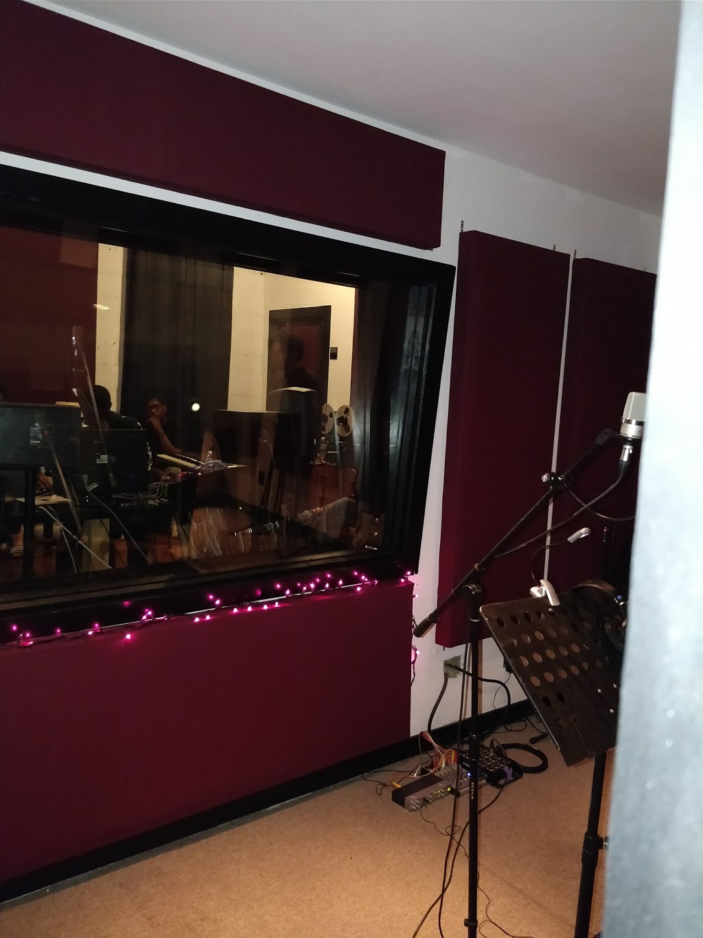 Genesis Sound Inc. | 533 Beresford Ave Unit #1, York, ON M6S 3C2, Canada | Phone: (416) 670-3142