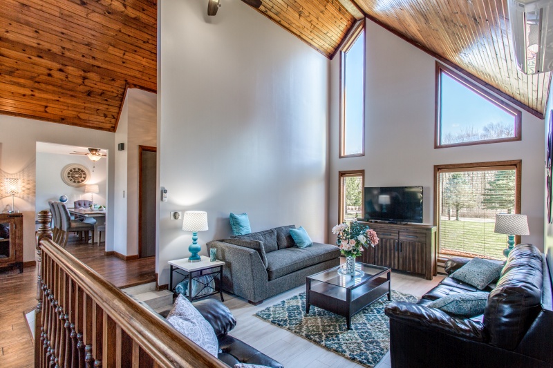Solitude Inn on the Green | 5804 Flinchbaugh Rd, Kimball, MI 48074, USA | Phone: (810) 982-3673