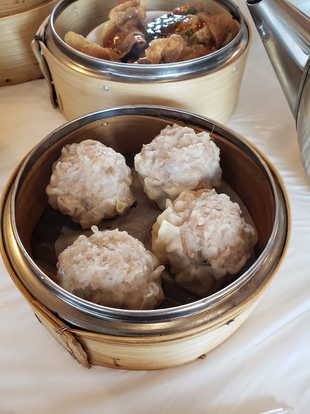 Golden Restaurant | 1-, 130 Riocan Ave, Nepean, ON K2J 5G4, Canada | Phone: (613) 825-2188