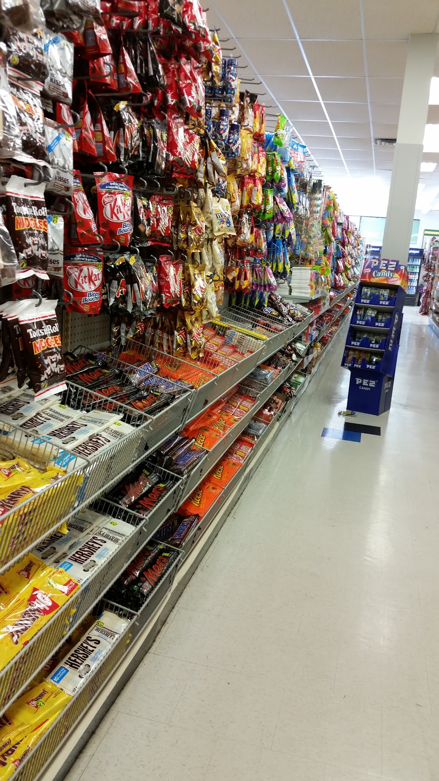 Dollarama | Sir Isaac Brock Plaza, 421 Sandwich St S, Amherstburg, ON N9V 3K8, Canada | Phone: (519) 736-9599