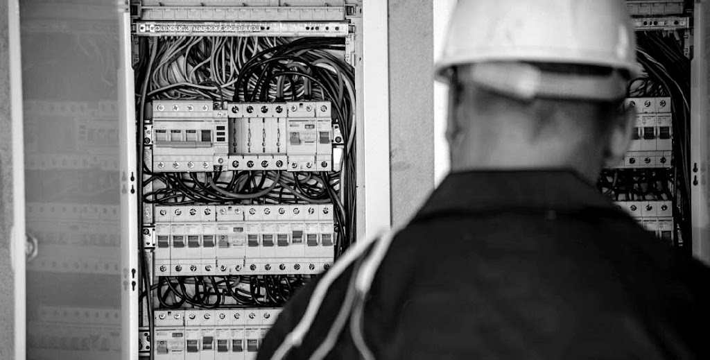 Richardson Electrical Services Ltd. | 15314 Argyll Rd, Georgetown, ON L7G 5P3, Canada | Phone: (416) 993-9040