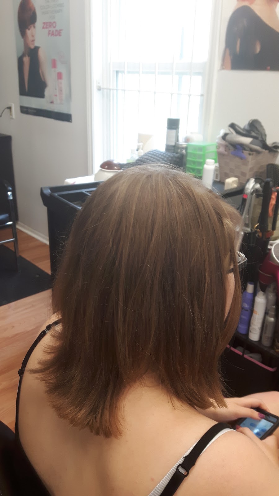 Camelot Hair Design | 537 Mary St, Woodstock, ON N4S 4S8, Canada | Phone: (519) 320-1117